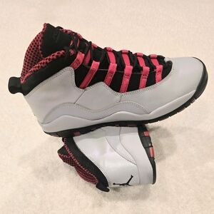 Jordan Men's Sneakers - Black and Red Sole